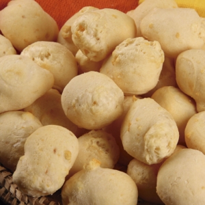 Pão de Queijo de Batata aos 4 Queijos