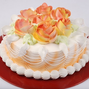 Bolo de Flores de Chantilly