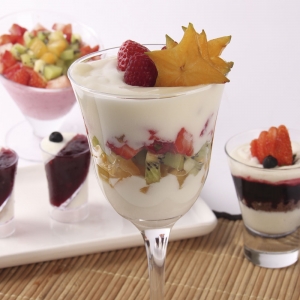 Taça de Mousse de Iogurte e Frutas