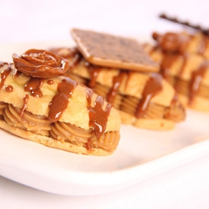 Éclair de Caramelo sem Glúten e sem Lactose