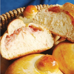 Brioche de Carne de Sol e Macaxeira