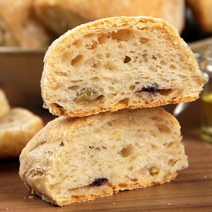 Pão Ciabatta de Azeitonas com Alecrim