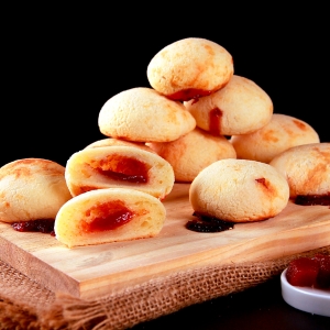 pão de queijo romeu e julieta