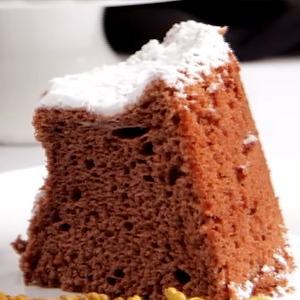 Bolo Chiffon de Chocolate