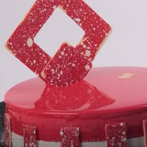 Entremet de Frutas Vermelhas e Pimenta Rosa