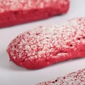 Eclair Red Velvet