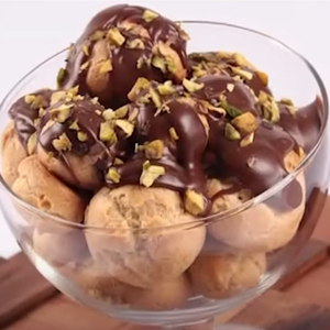 Profiteroles de Pistache