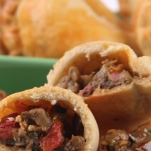 Empanada de Berinjela com Tomate Seco